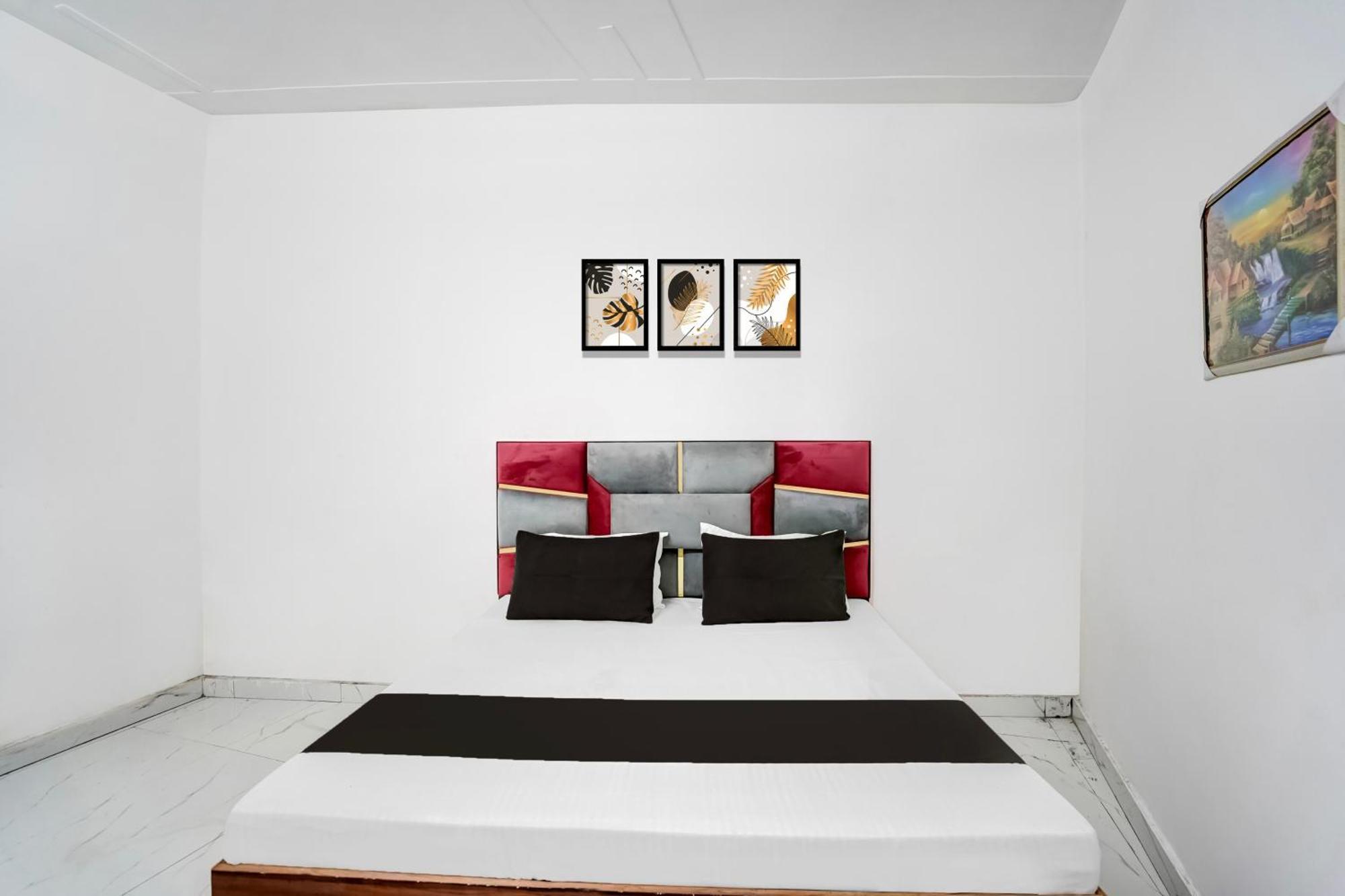 Super Hotel O Burari Нью-Дели Экстерьер фото