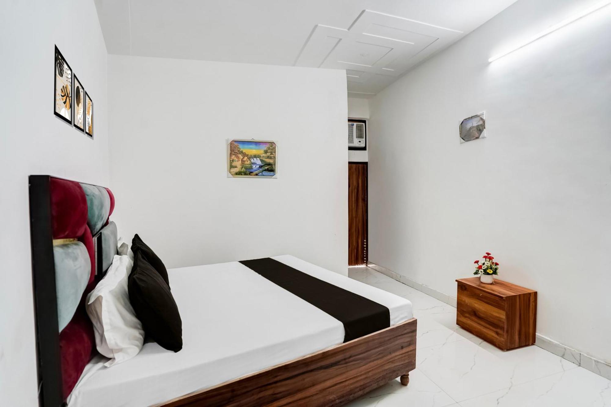 Super Hotel O Burari Нью-Дели Экстерьер фото